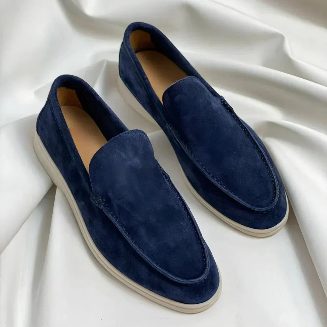 Elegantes mocasines de ante