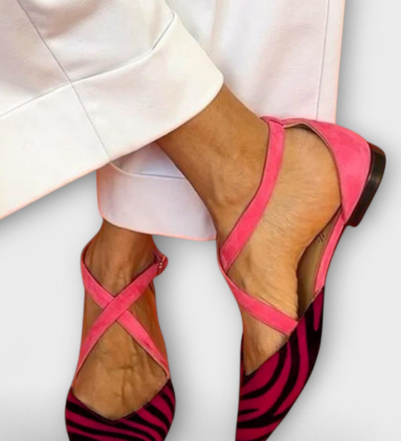 Fenna Bailarinas con Estampado de Cebra y Tiras Cruzadas