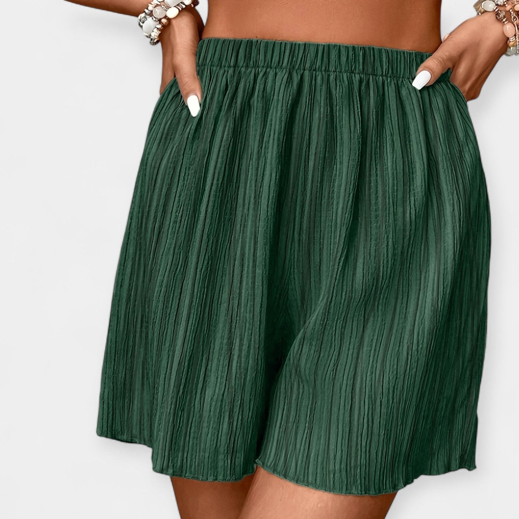 Shorts plisados con estilo