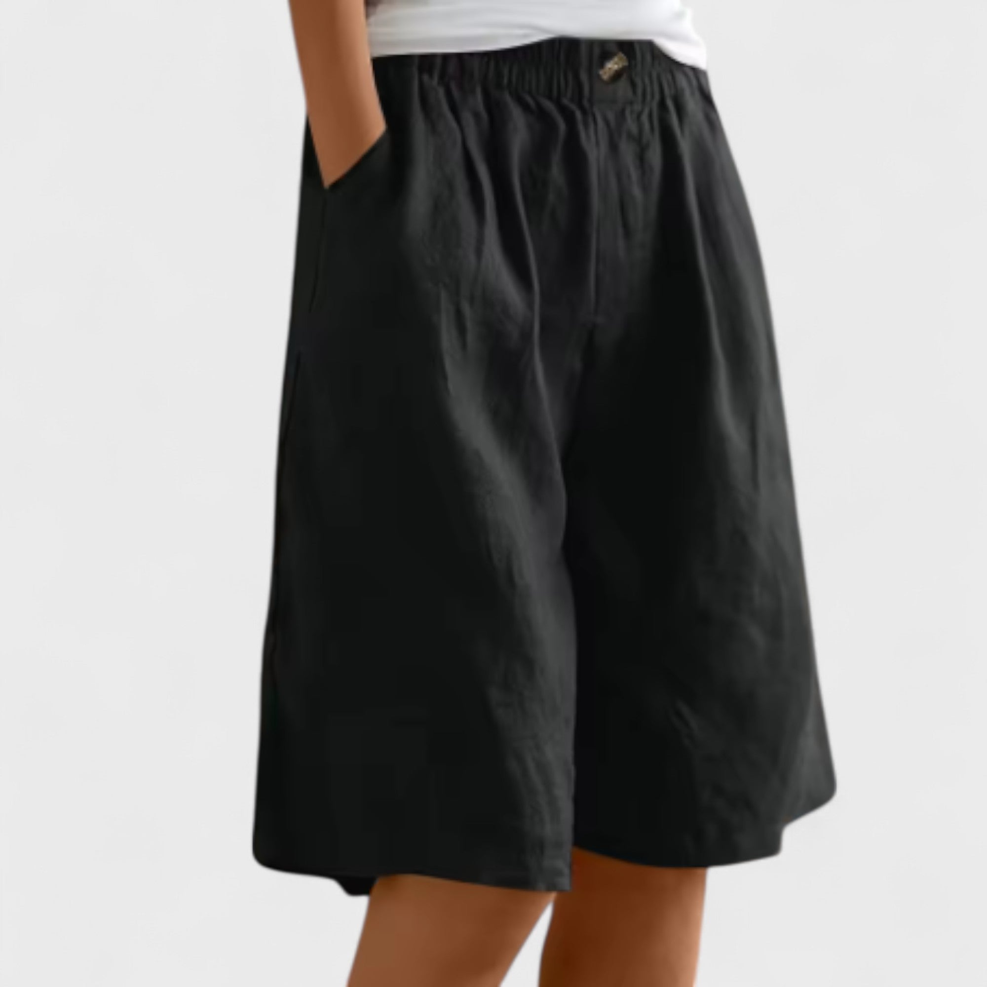Šárka - pantalones cortos de verano cómodos