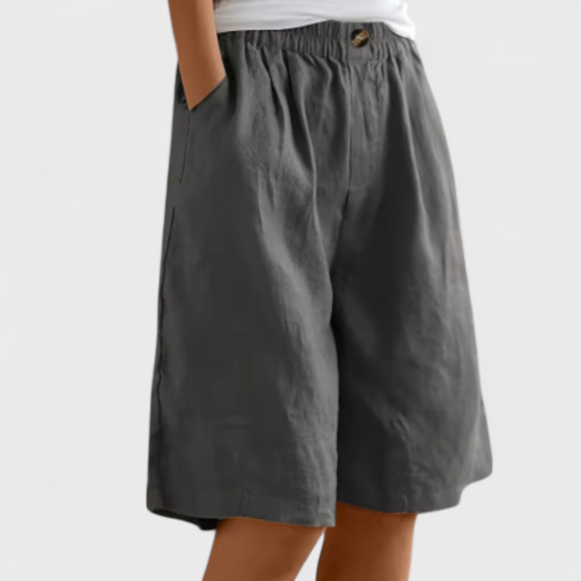 Šárka - pantalones cortos de verano cómodos