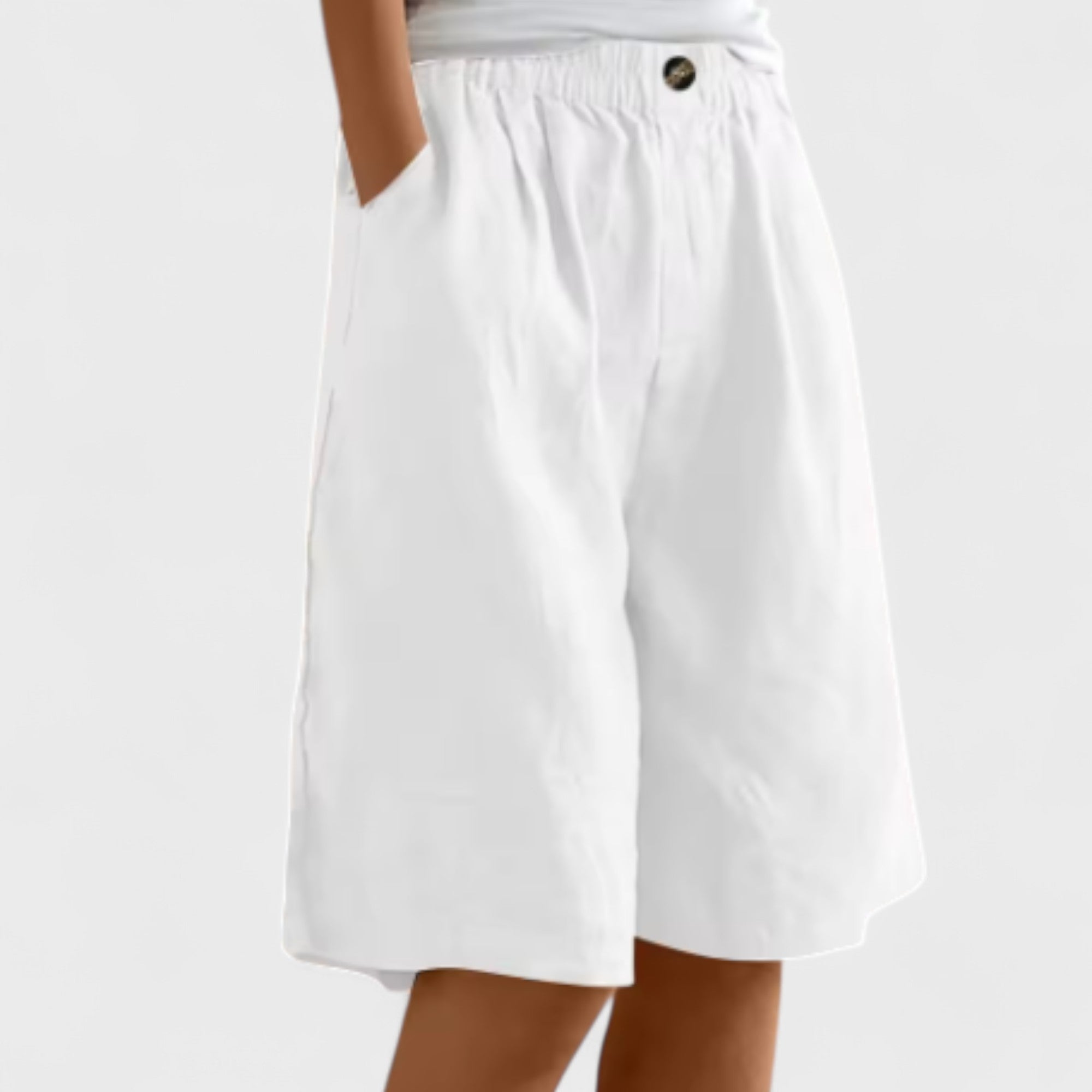 Šárka - pantalones cortos de verano cómodos